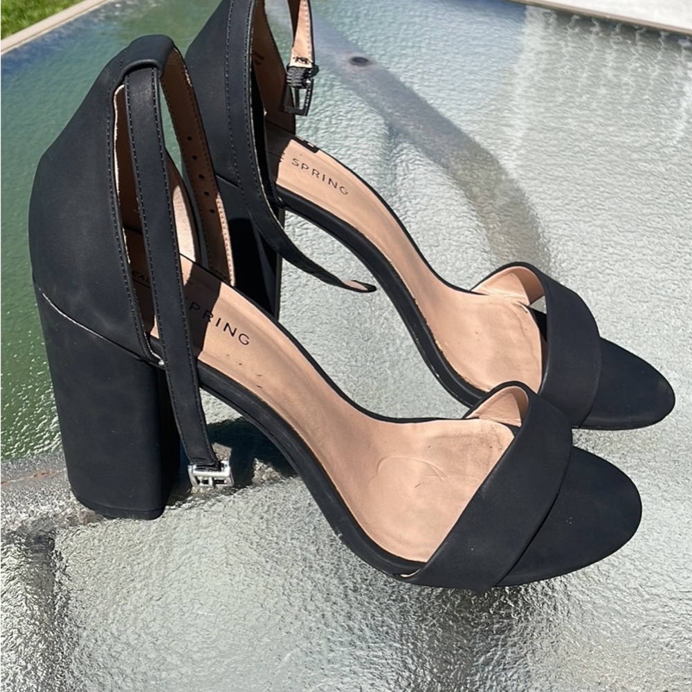 Black matte heels
